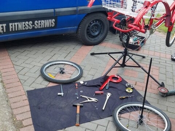 Naprawa rowerów trójkołowych, z wałem Kardana i napędem pasowym, Konstancin, Warszawa, Józefosław i okolice /Mobilny Ser